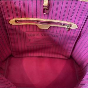 Louis Vuitton Neverfull mm